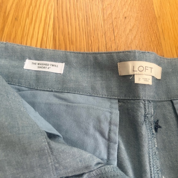 LOFT, The Washed Twill Shorts - Picture 2 of 4